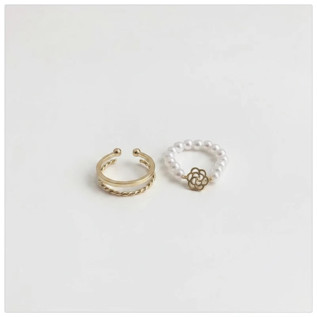 Geometric Pearl & Gold Ring Set