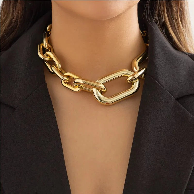 Bold Gold Link Choker