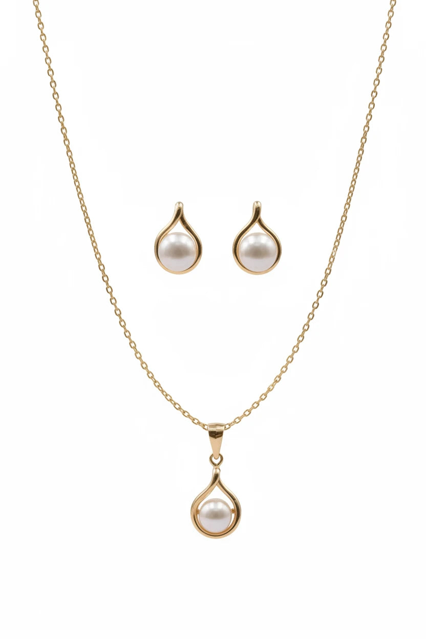 Pearl Drop Gold Pendant Set