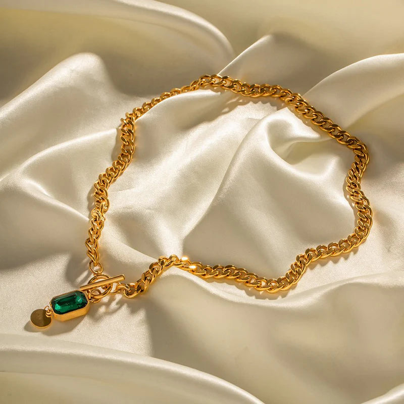 Retro Green Square Pendant Necklace