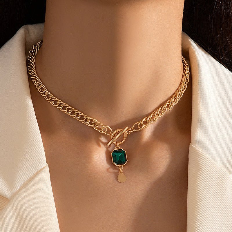 Retro Green Square Pendant Necklace
