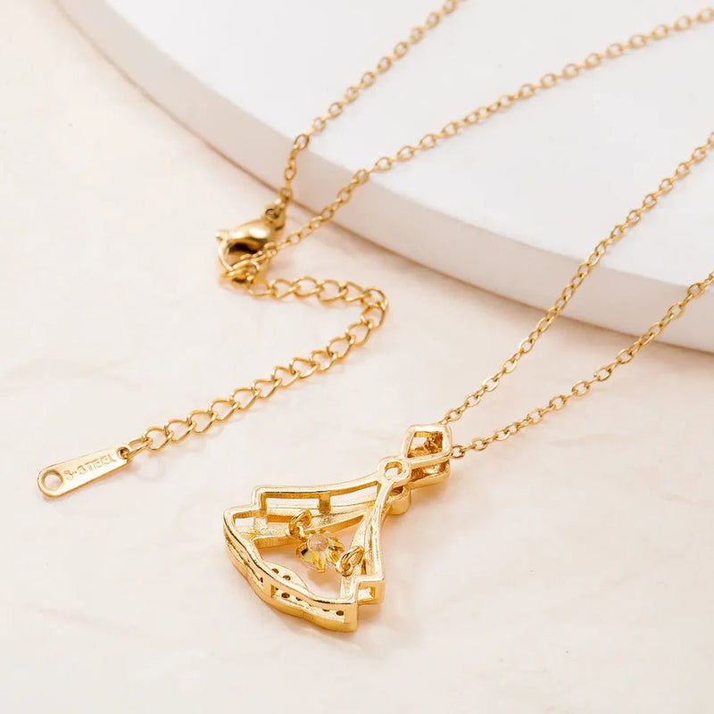 Fan Rhinestone Pendant Necklace
