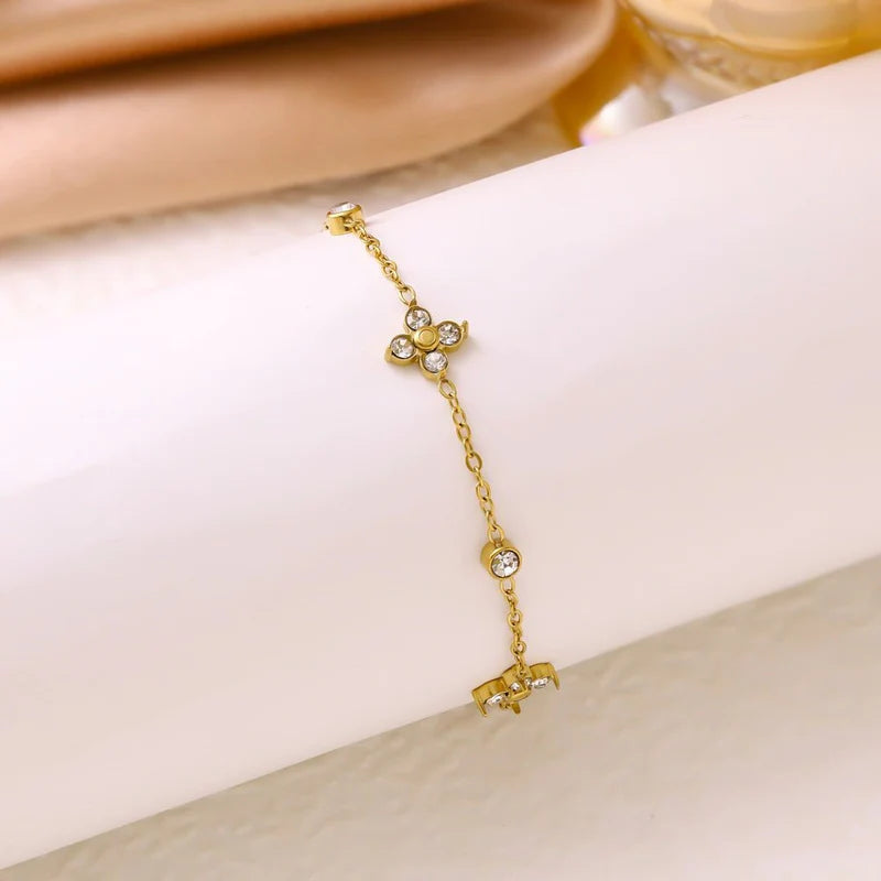 Floral Retro Bloom Bracelet